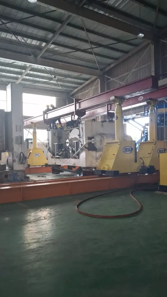 Éxito en El Bajío: Instalación de Maquinaria de Prensa Industrial instalacion de maquinaria rigging prensas seil